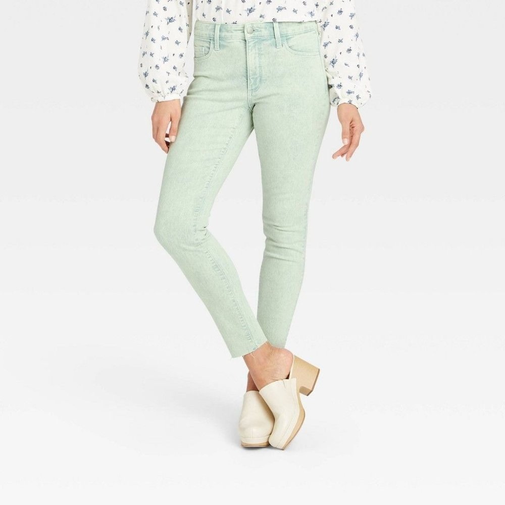 NWT Women's High Rise Skinny Jean Mint Green Universal Thread - Picture 2 of 16